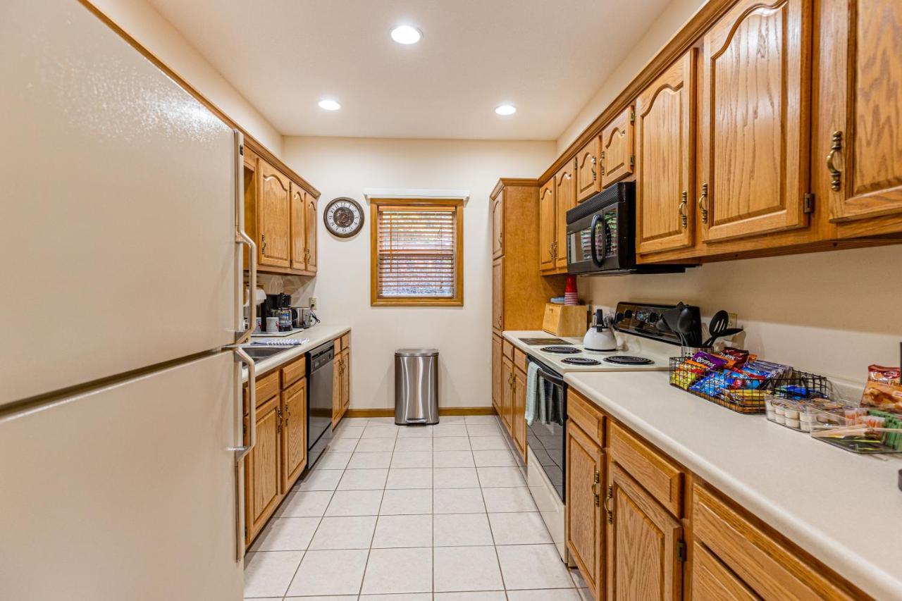 Condo With Stunning Mountain And 6Th Green Views Near Harrahs Cherokee Bryson City Whittier Екстер'єр фото